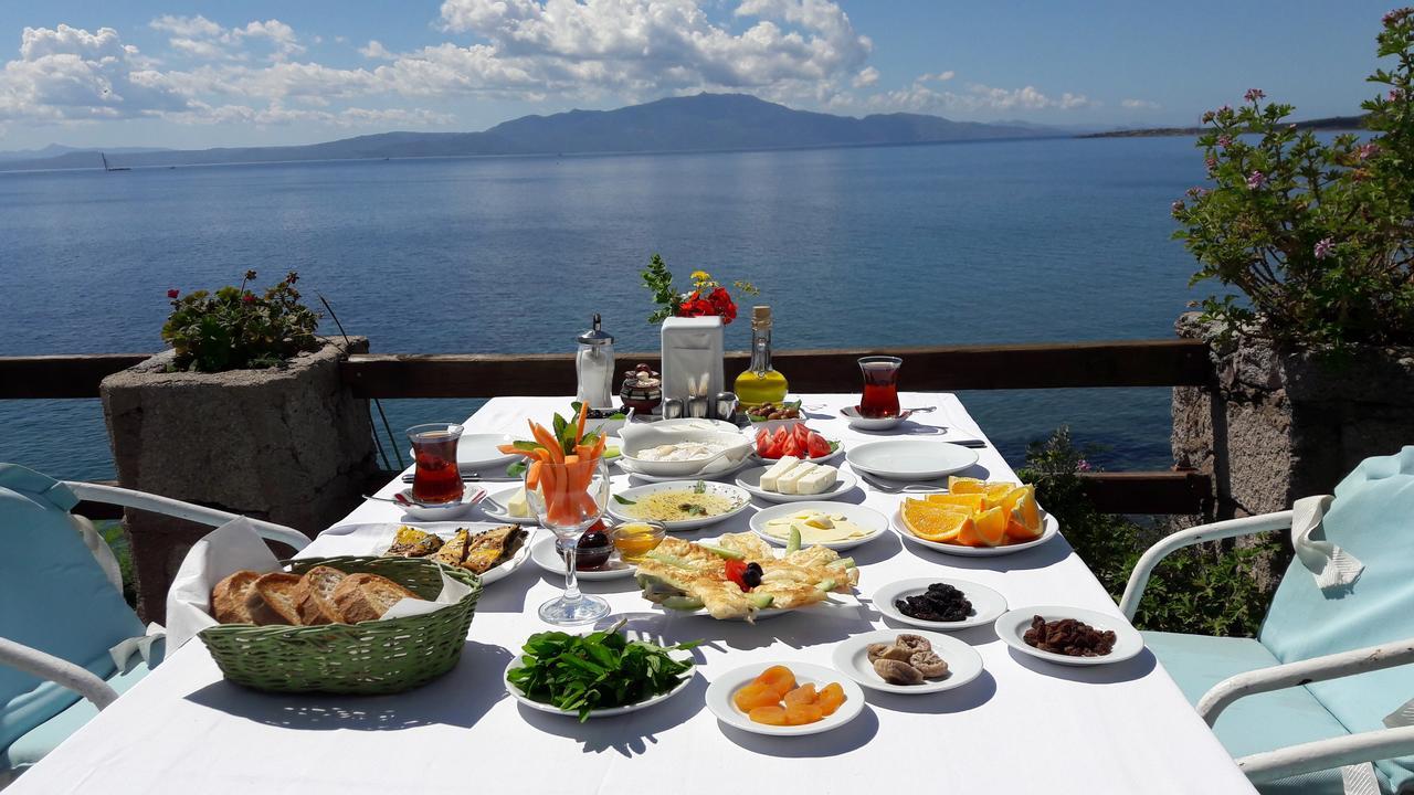 Assos Terrace Hotel Esterno foto